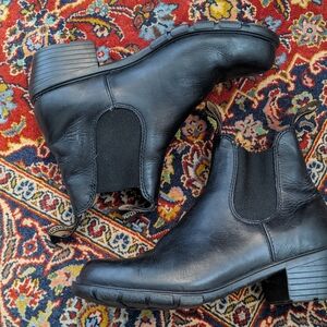 Blundstone Heeled Black Leather Ankle Boots
